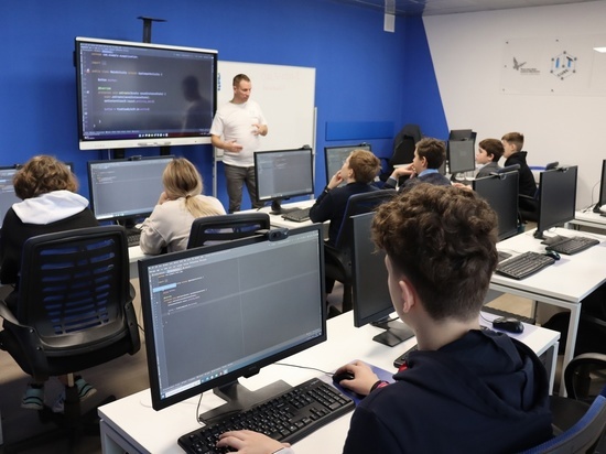 В смоленском Центре "IT-Куб" прошли мастер-классы для учащихся из "Смоленского Олимпа"