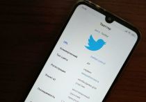Компания Twitter выступила с просьбой к десяткам уволенных сотрудников вернуться в штат
