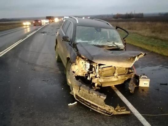 На трассе М-6 в Скопинском районе в ДТП с Volkswagen погиб 29-летний водитель Mazda