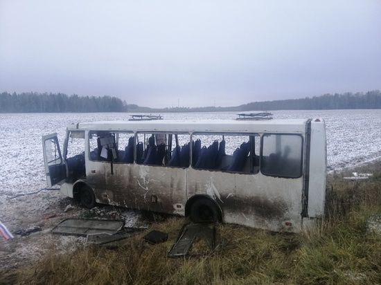 В Ивановской области в аварии с участием автобуса погиб мужчина, четверо госпитализированы