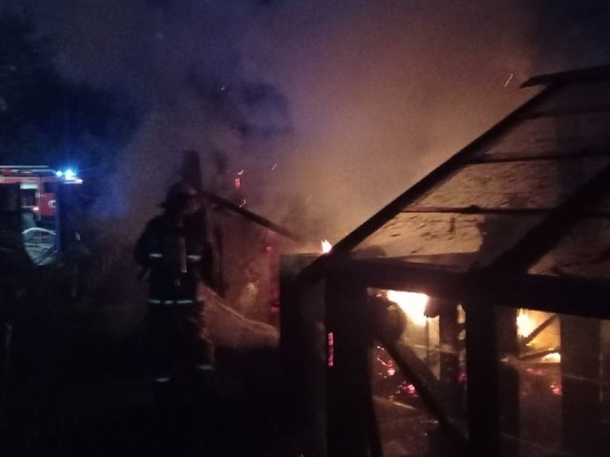 Дом чуть не взлетел на воздух из-за пожара в Петрозаводске