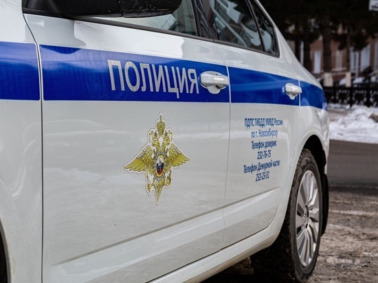 В Томской области 32-летний мужчина угрожал убить женщину и облил ее дом бензином