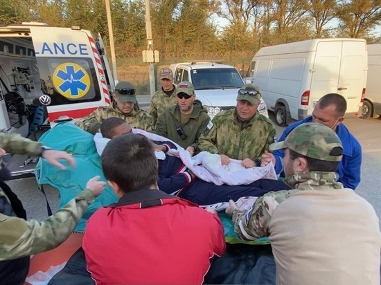 Челябинские волонтеры помогли эвакуировать жителя Камеруна из Херсонской области