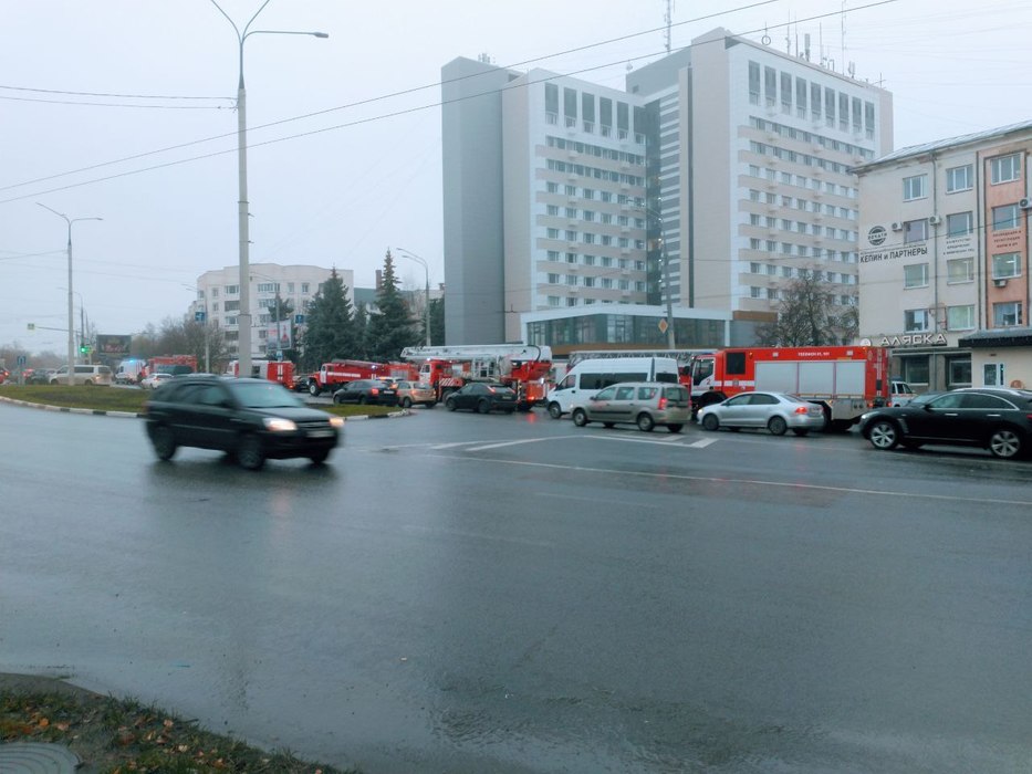 Пожарные Владимира ликвидировали задымление в гостинице «Заря»