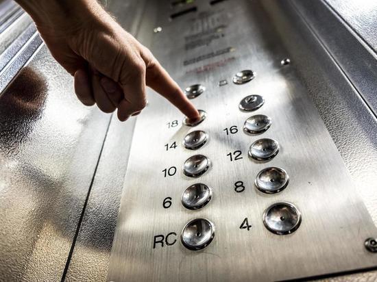 Белгородские специалисты с начала года установили 133 новых лифта