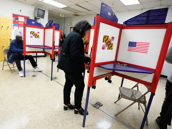 В США началось голосование на промежуточных выборах