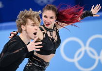 Диана Дэвис и Глеб Смолкин, возмутители спокойствия в отечественных танцах прошлого сезона, стремительно ворвавшиеся в олимпийскую сборную, зависли в Америке
