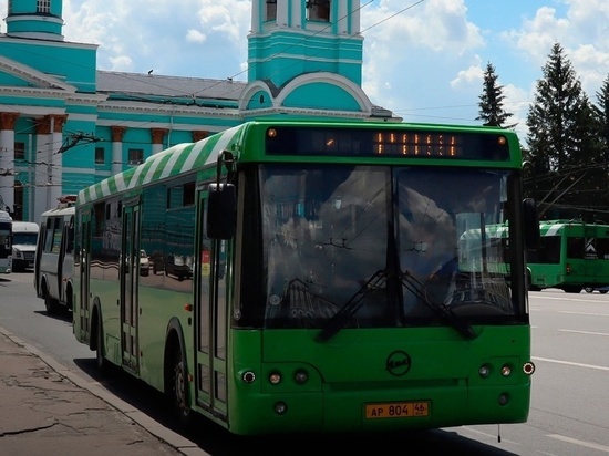 В Курске ищут свидетелей с выпавшей из автобуса пассажиркой