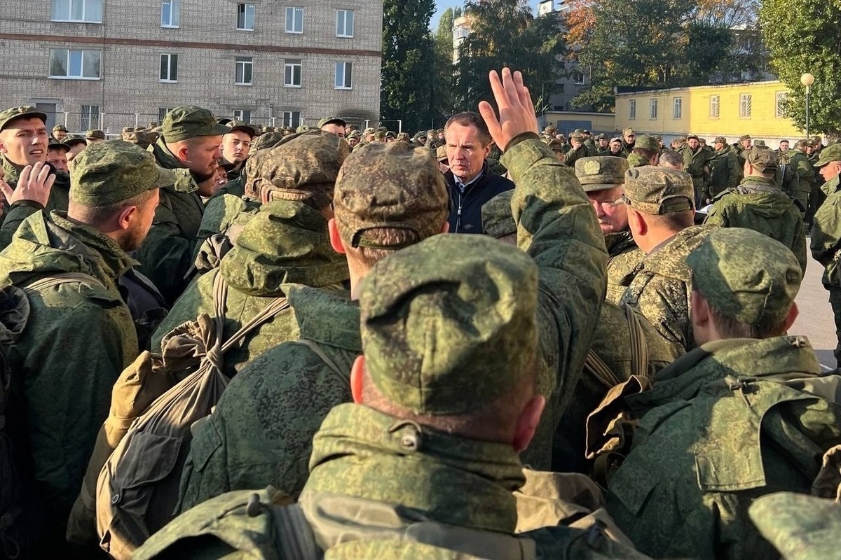 выплатах военнослужащим и членам их фото 91