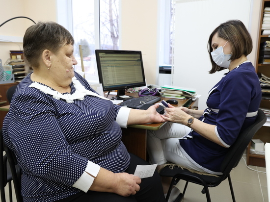 В Челябинской области молодые врачи приезжают работать в села