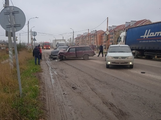 В рязанском Дядькове произошло массовое ДТП
