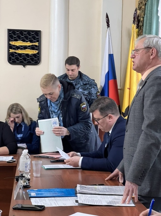 В Переславле приставы пригрозили депутатам судебным делом