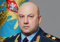 Генерал Суровикин сообщил о невозможности снабжать Херсон