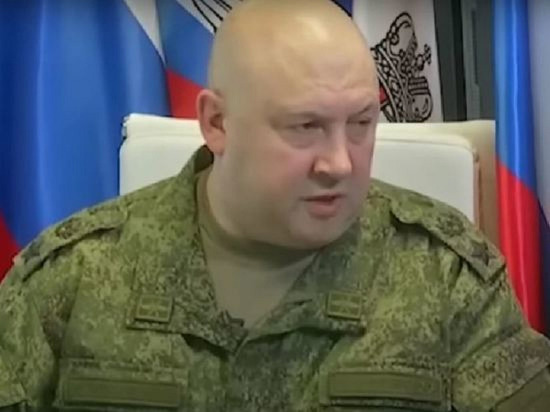 Появилось полное видео доклада Суровикина Шойгу об отводе войск из Херсона