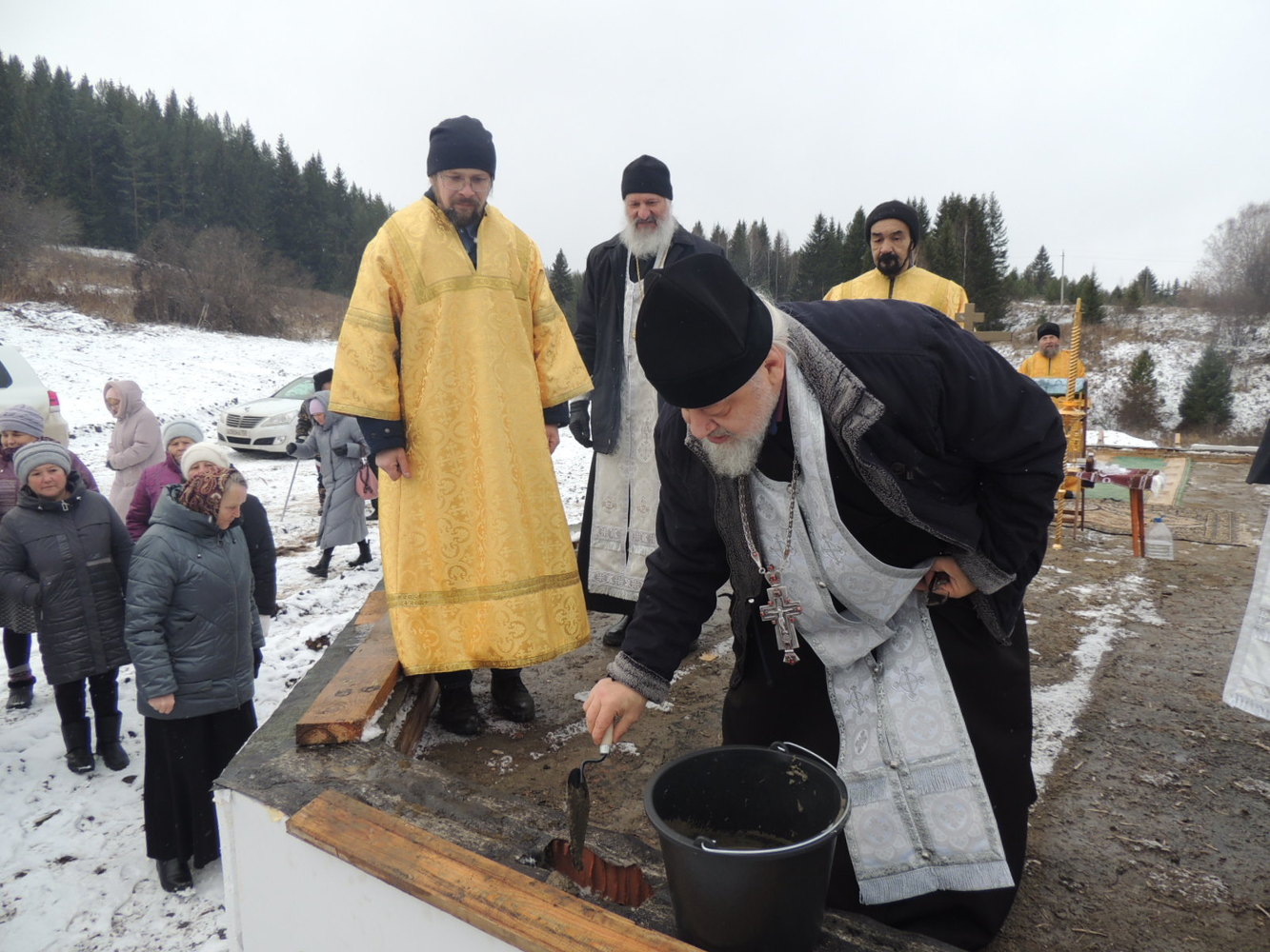 Жители самого западного свердловского села восстанавливают церковь, чтобы возродить населенный пункт