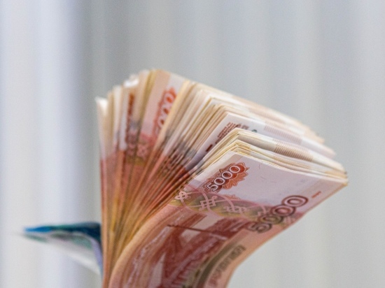 Новосибирского чиновника осудили на 4 года за незаконное начисление зарплаты