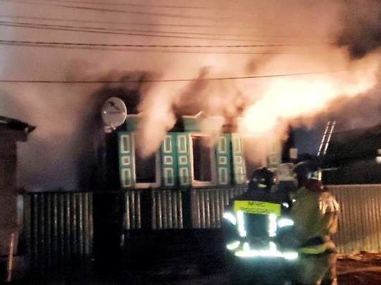 Житель Улан-Удэ получил ожоги, спасаясь из горящего дома
