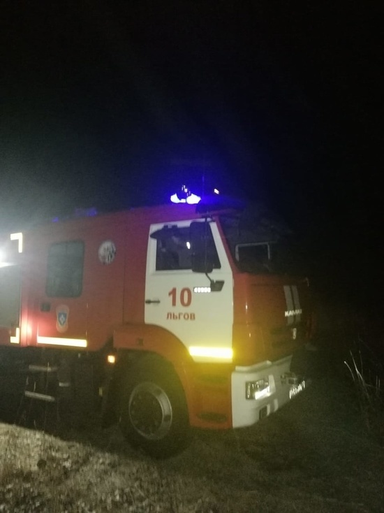 За 100 км от Курска сгорел автомобиль и гараж