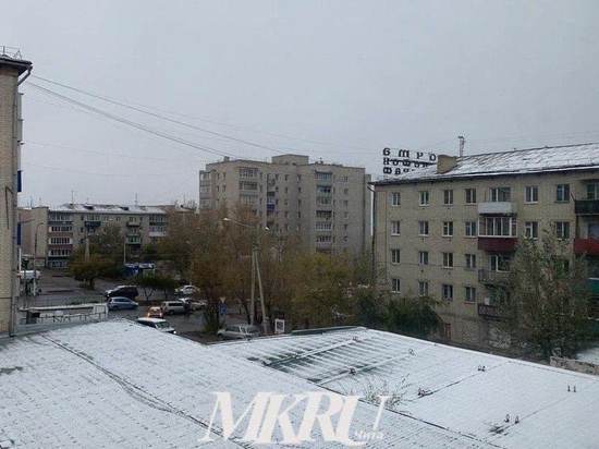 МЧС предупредило о гололедице и снежных накатах 10-11 ноября в Забайкалье