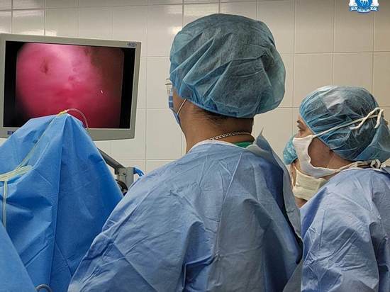 Ювелирная операция: врачи Муравленко помогли пациенту с мочекаменной болезнью