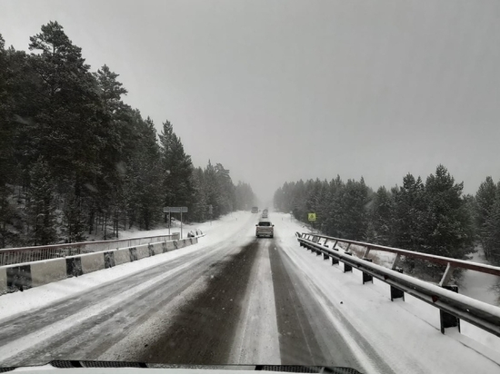 Водителей попросили быть осторожными из-за снега в пяти районах Забайкалья