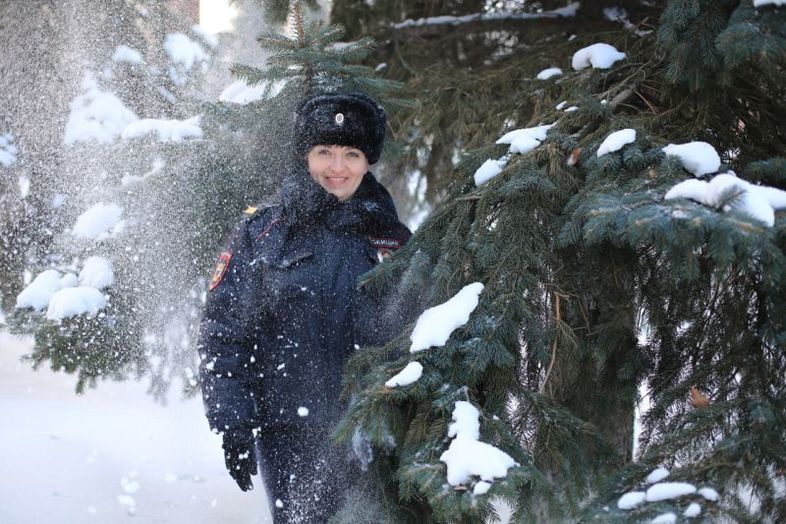 Самые очаровательные девушки омской полиции: победительницы конкурсов