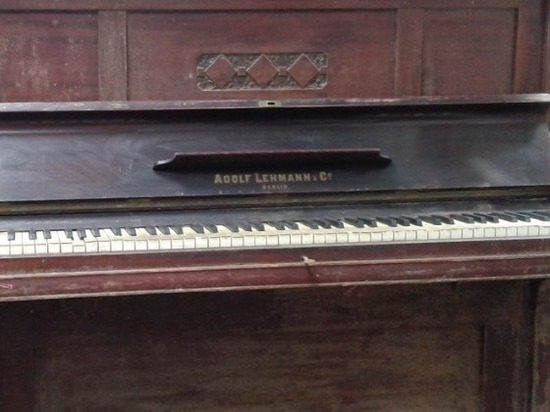 В краеведческом музее Ржаксинского района появилось антикварное пианино