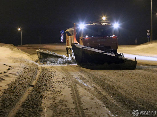 Кузбассовцев поджидает опасность на дорогах из-за снегопада