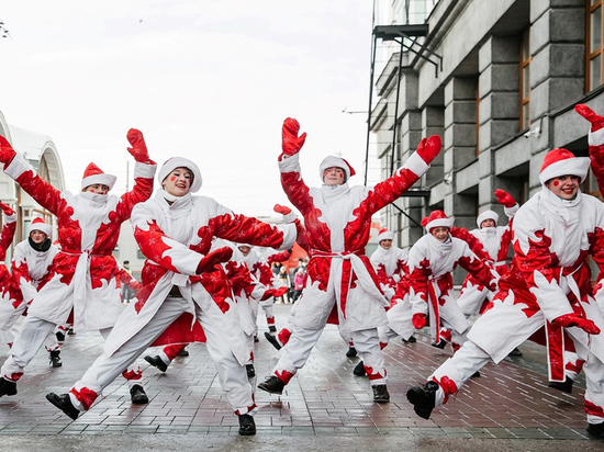 Вызов Деда Мороза в Новосибирске может стоить 7 тысяч рублей