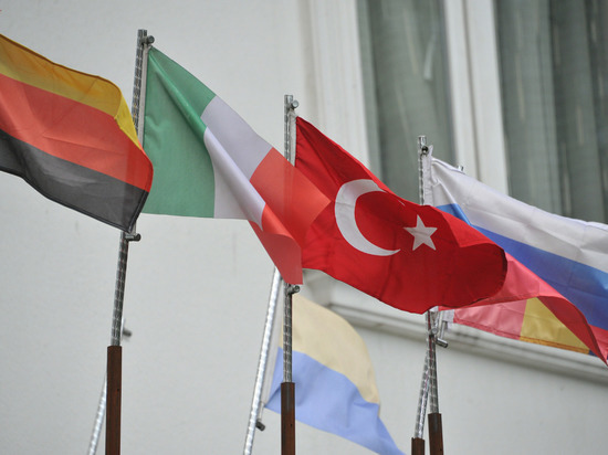 В турецком отеле произошел конфликт между русскими и поляками из-за песни