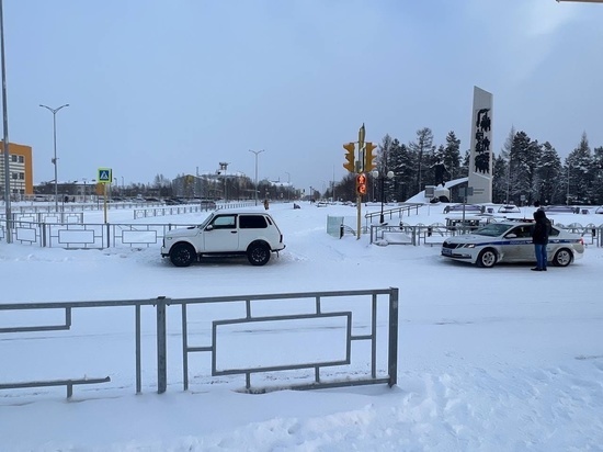 Девочку сбили на пешеходном переходе у школы искусств в Губкинском