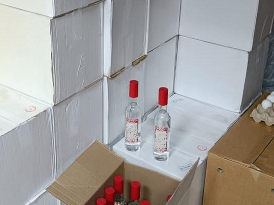 Красноярец торговал паленой водкой и заработал 250 тысяч рублей
