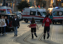 В воскресенье днем в центре Стамбула на популярной пешеходной улице Истикляль произошел взрыв