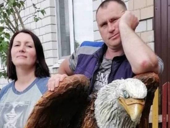В брянской Злынке создали сказочный парк на частном подворье