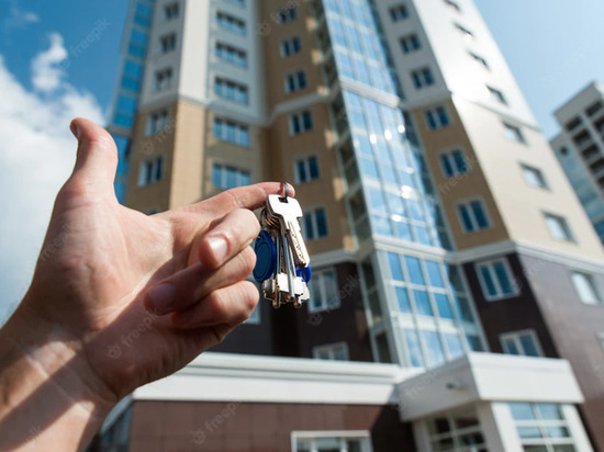 Петербург занял четвертое место среди регионов по числу объявлений о срочной продаже квартир