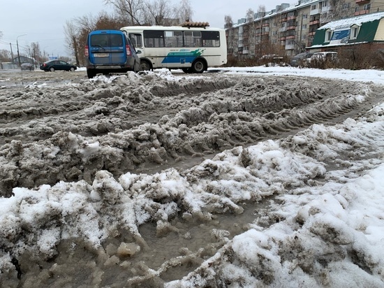 Улицы Томска стали похожи на снежную кашу