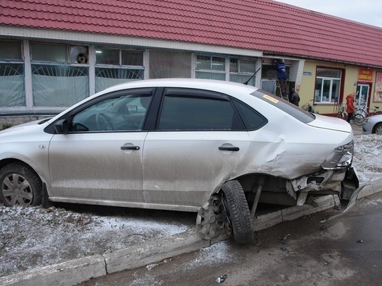 В Ермиши Рязанской области пьяный водитель Audi устроил ДТП и скрылся