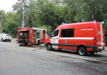 На востоке Москвы мужчина разбился насмерть, спасаясь от пожара на девятом этаже жилого дома