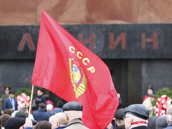 В Москве задержали четырех человек, молившихся за похороны Ленина