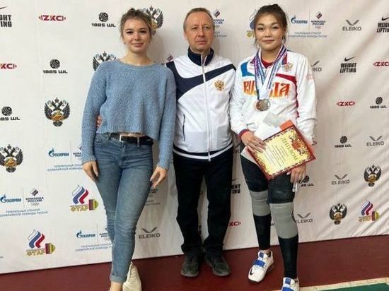 Тяжелоатлетки из Уфы завоевали пять медалей на первенстве России
