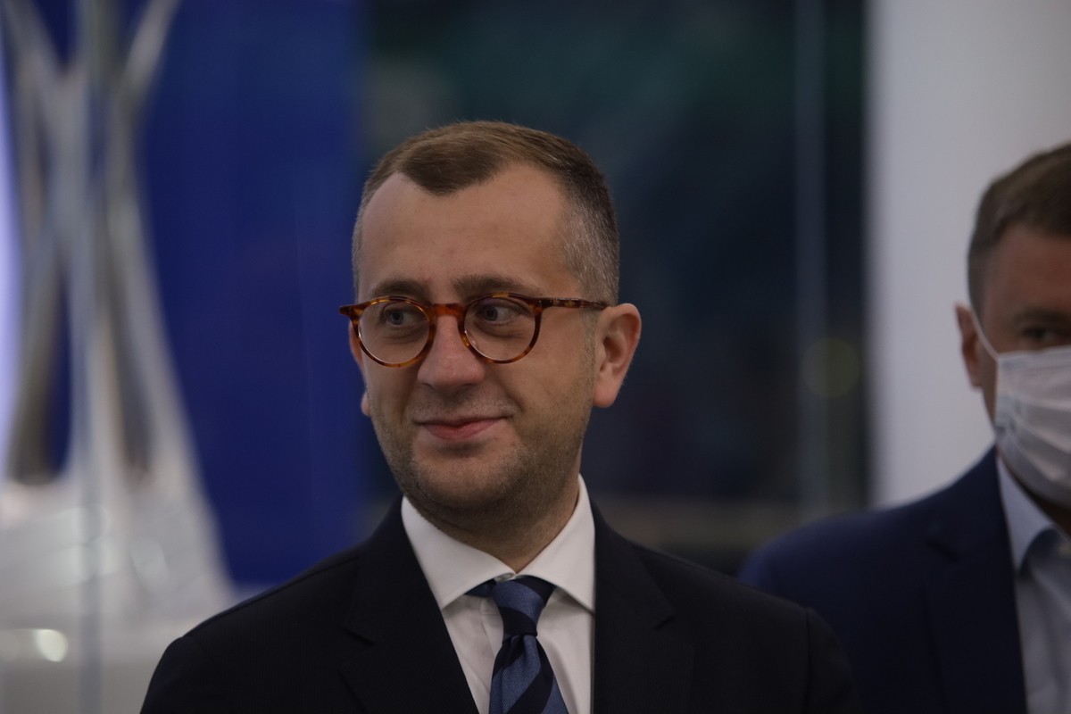вице губернатор санкт петербурга пиотровский