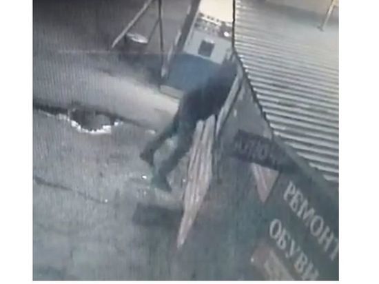 В Смоленске сотрудниками уголовного розыска раскрыта кража из торгового павильона