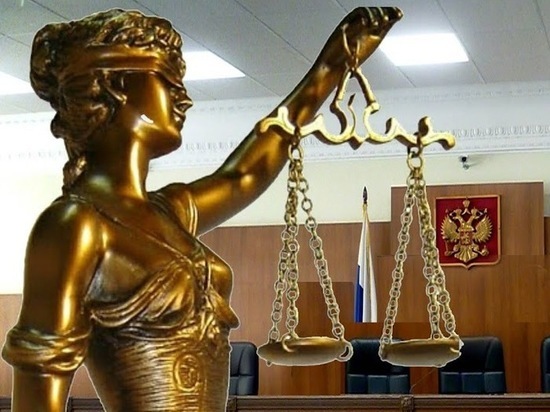 Астраханского экс-дознавателя осудили за работу по поддельному диплому