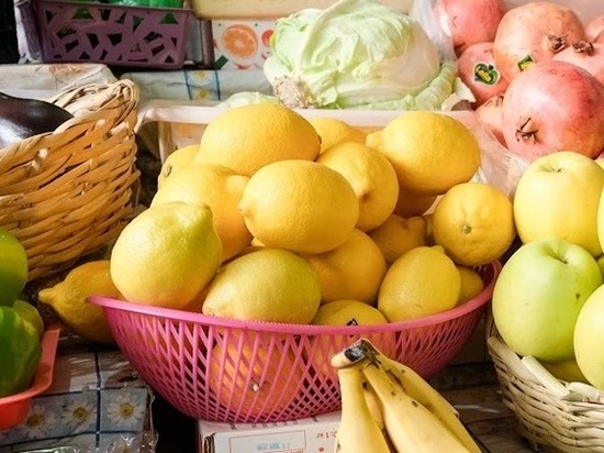 Названы побочные эффекты лимона, которые серьезно вредят здоровью
