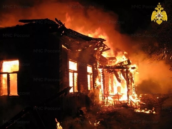 Ночью в Ивановской области сгорел частный дом