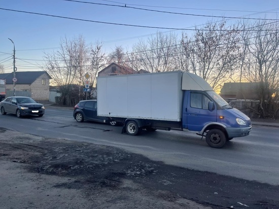 В Орле в массовом ДТП пострадал мужчина