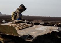 Современные западные технологии и виды оружия проходят испытания в боевых действиях на Украине как на полигоне, на основе чего могут быть сделаны выводы о ведении войн в будущем, пишет The New York Times (NYT)