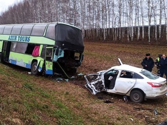 Попавший в ДТП в Рязанской области автобус ехал из Санкт-Петербурга в Махачкалу