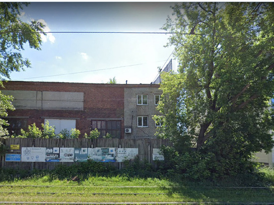 Заводоуправление продают на Эльмаше в Екатеринбурге
