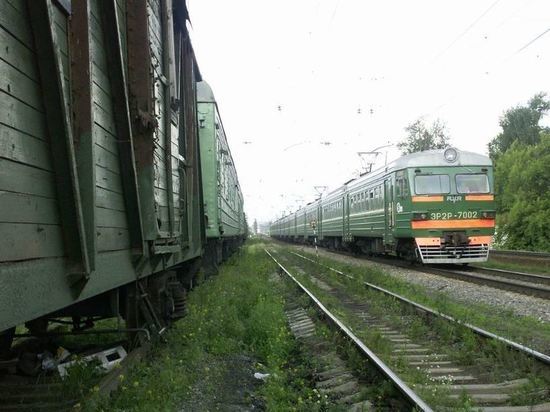 Украинская железная дорога сообщила о задержке поездов из-за ракетных ударов
